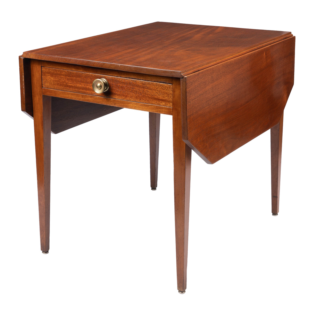 Massachusetts Hepplewhite drop leaf Pembroke table, 1790-1810