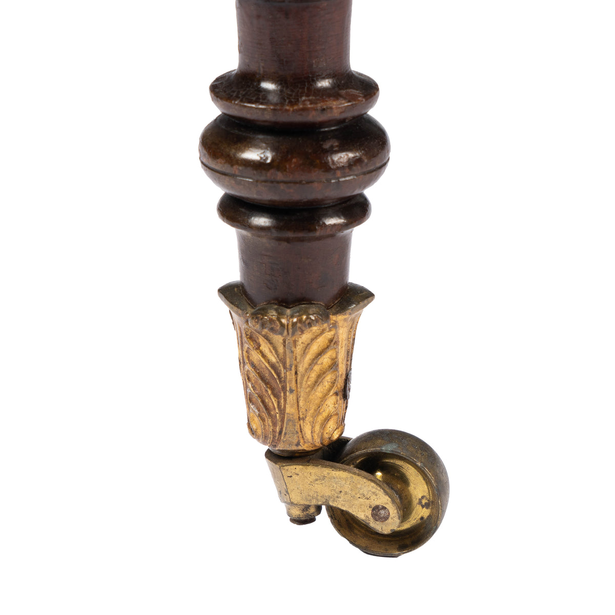 Federal flip top mahogany game table attributed to Samuel Field McIntire, 1810-15