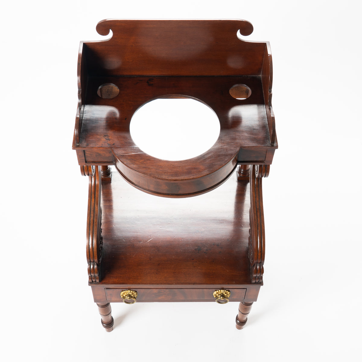New York Neoclassic mahogany wash stand, 1825-30