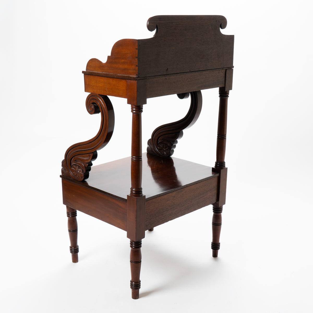 New York Neoclassic mahogany wash stand, 1825-30