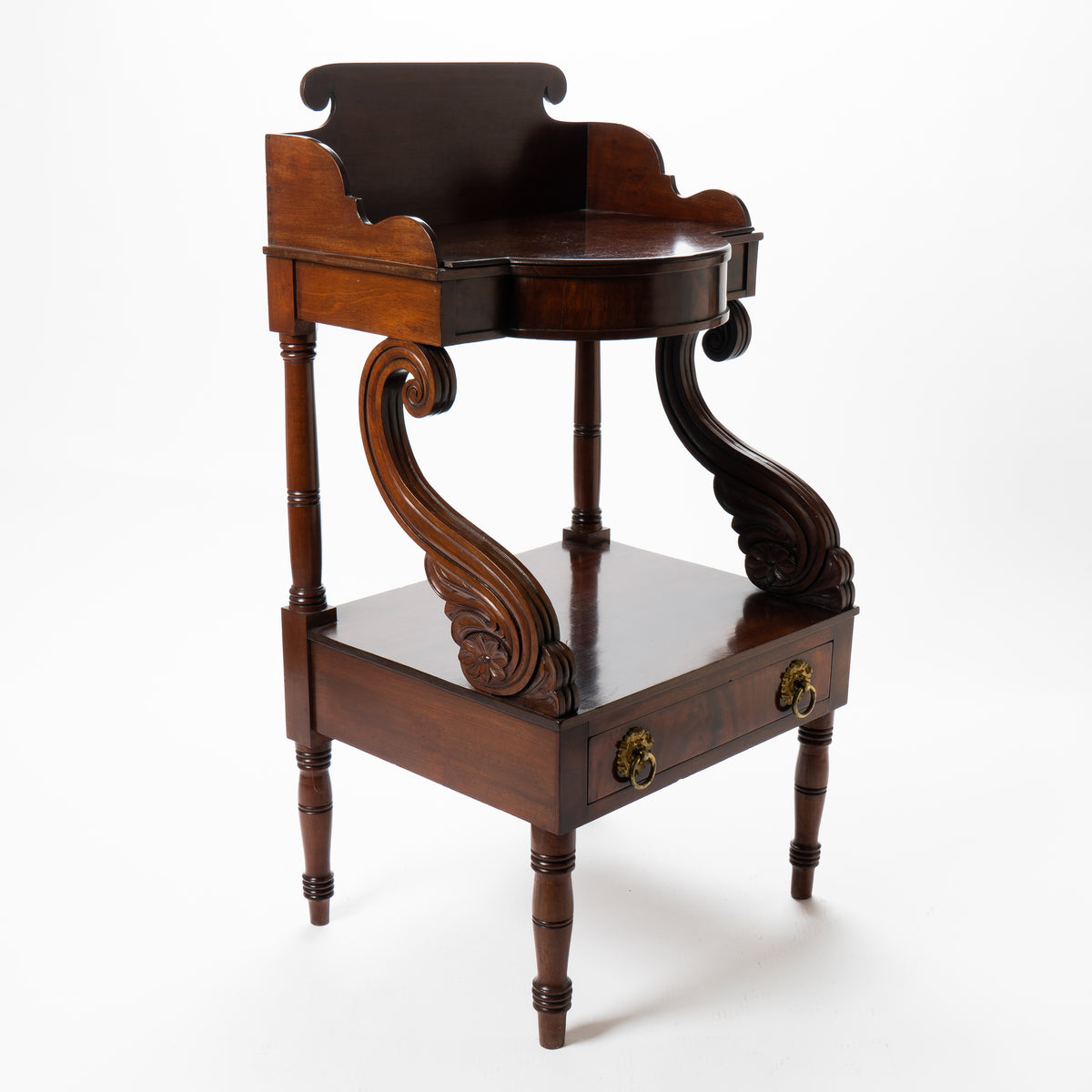 New York Neoclassic mahogany wash stand, 1825-30