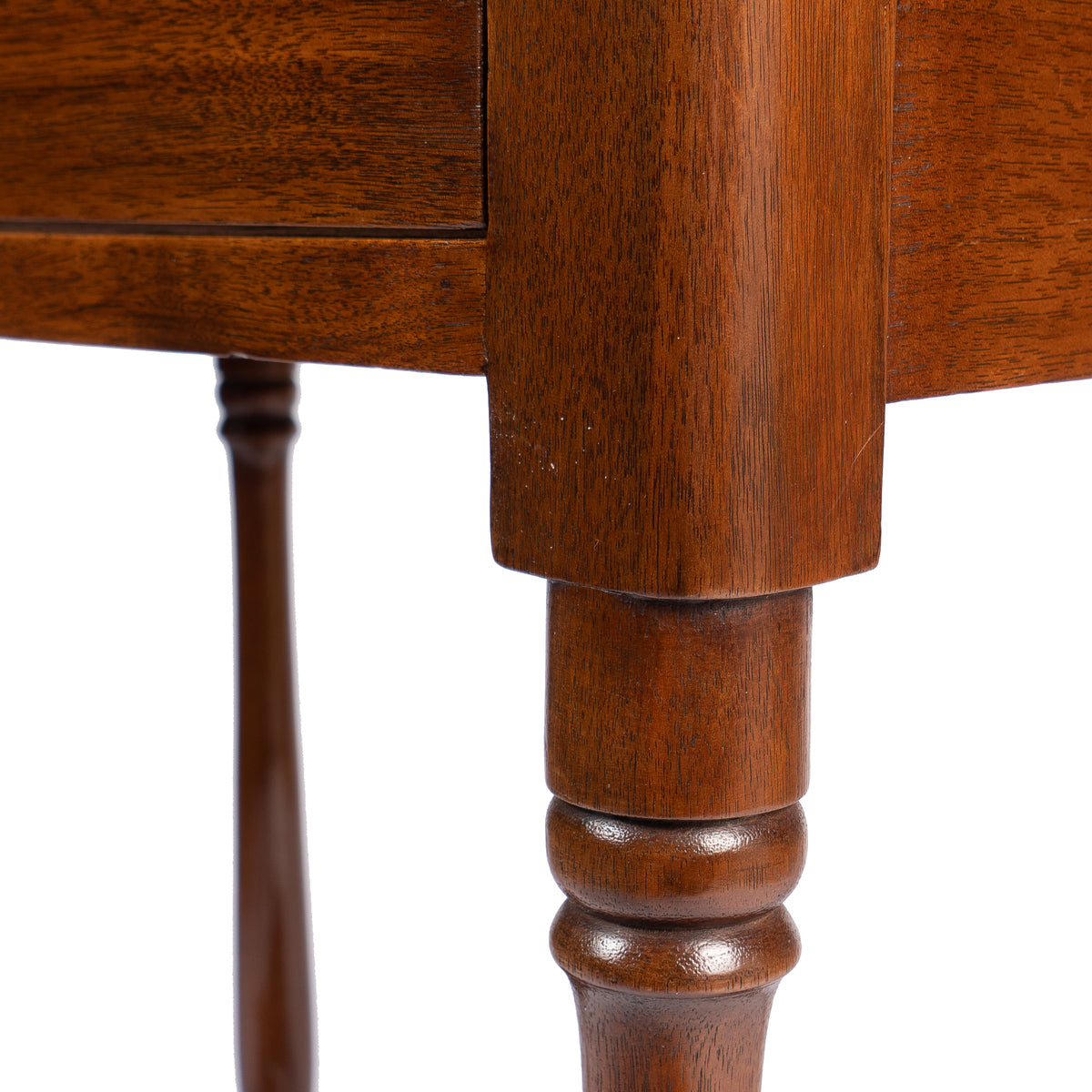 Delaware Valley walnut single-drawer stand, 1810-20