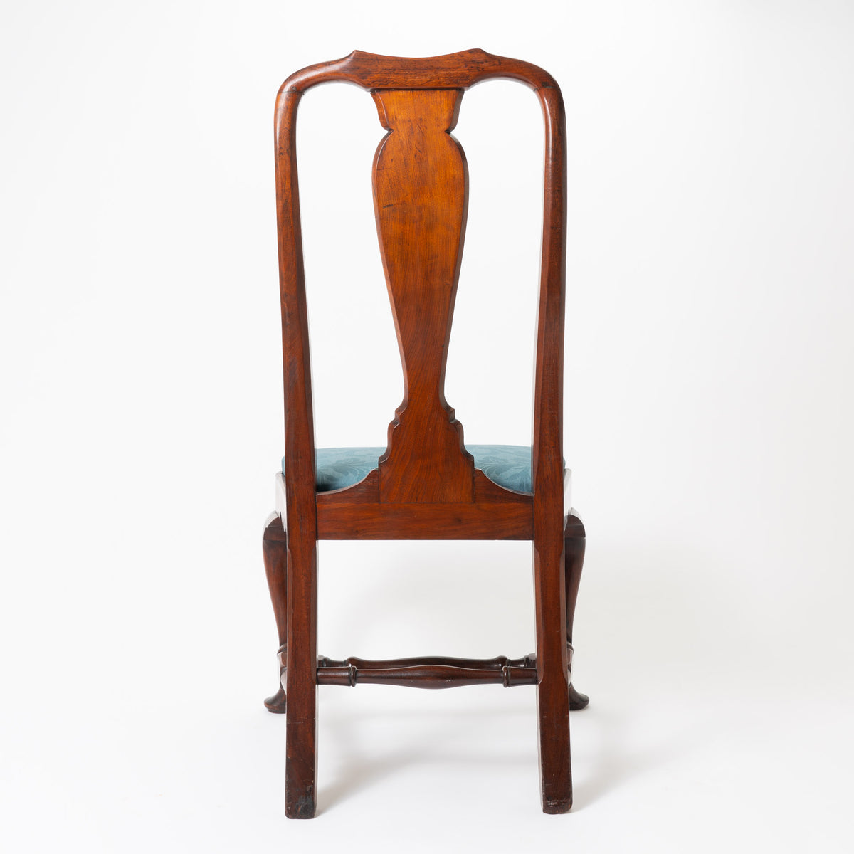 Boston Queen Anne mahogany slip seat side chair, circa 1730