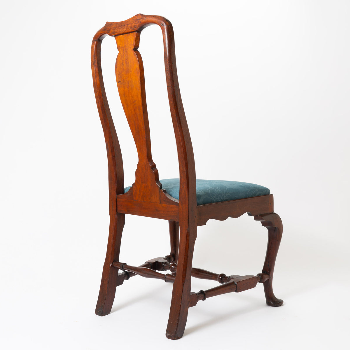 Boston Queen Anne mahogany slip seat side chair, circa 1730