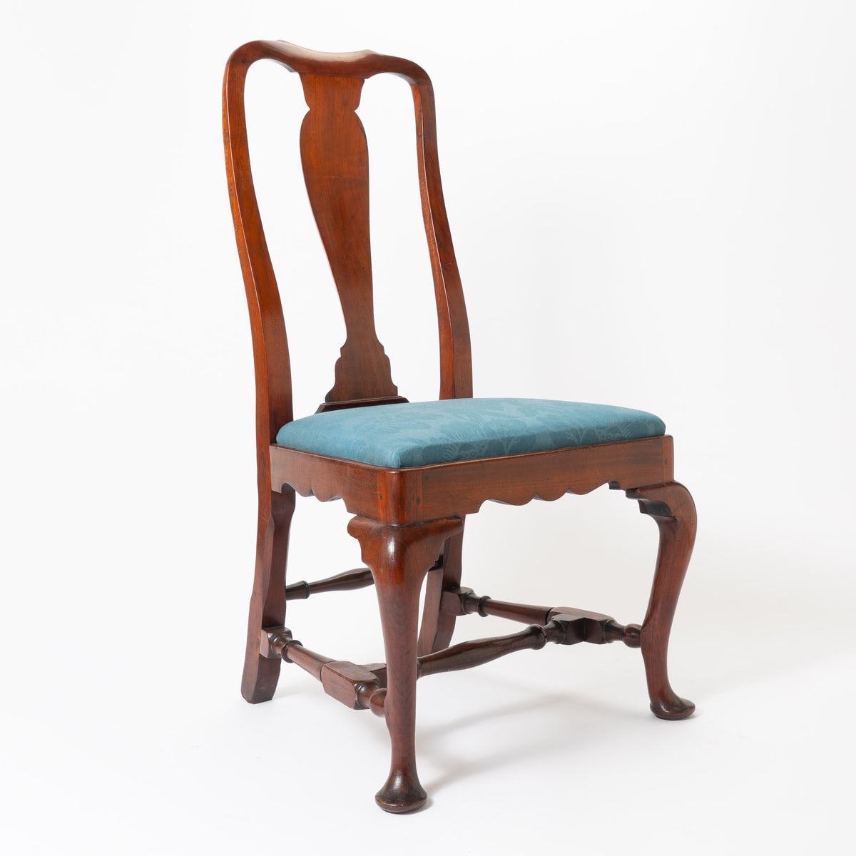 Boston Queen Anne mahogany slip seat side chair, circa 1730