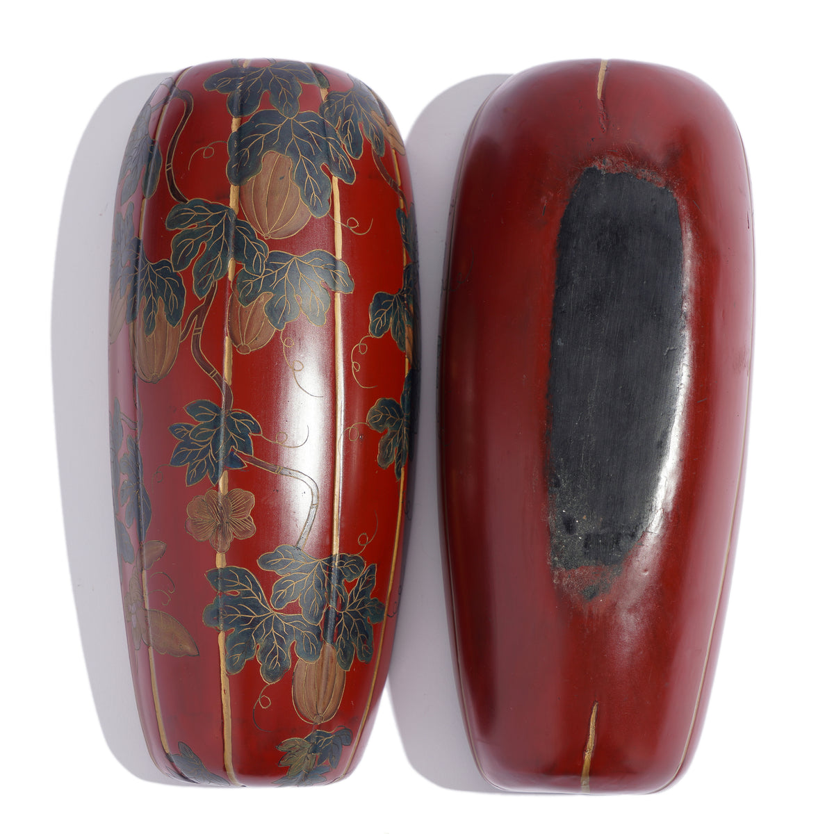 Japanese gourd form Maki-e red lacquered box, 1900-50